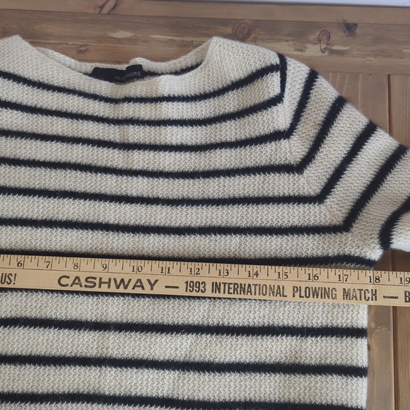360 Cashmere Black Cream Striped Long Sleeve Super Soft Sweater - Picture 7 of 11